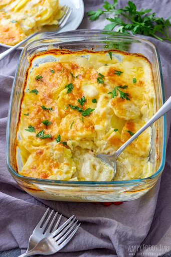 Rich And Creamy Potatoes Au Gratin