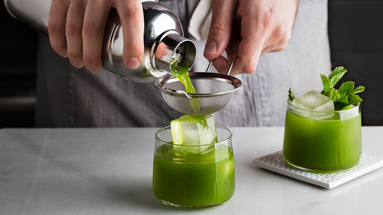 Matcha-Gin Cocktail